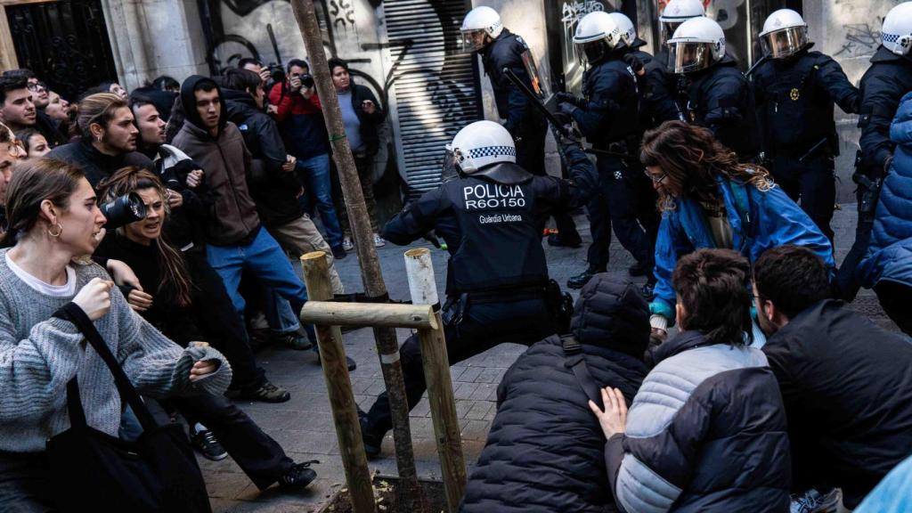 Desallotjament de l'Antiga Massana de Barcelona