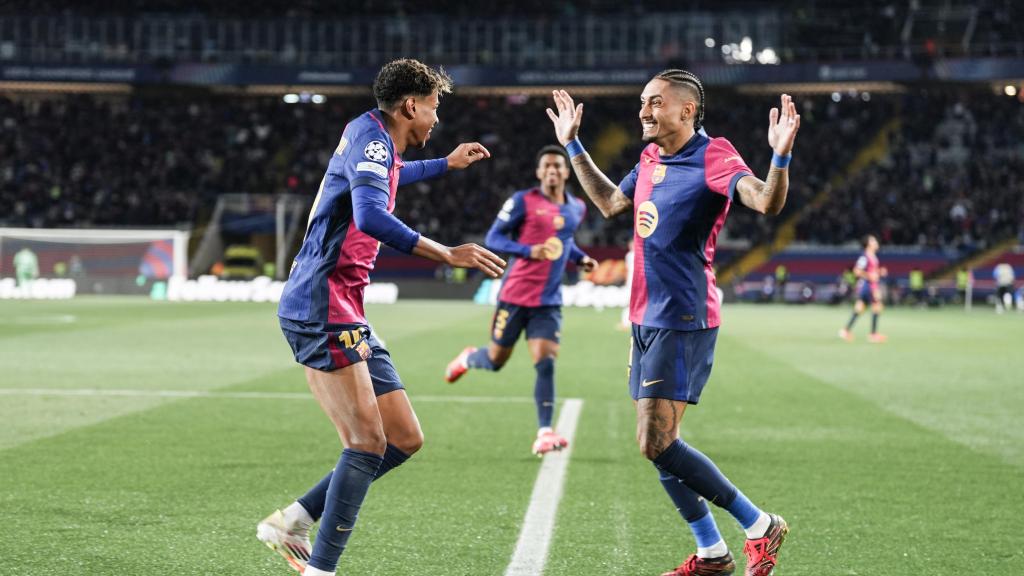 Lamine i Raphinha, després del primer gol del Barça