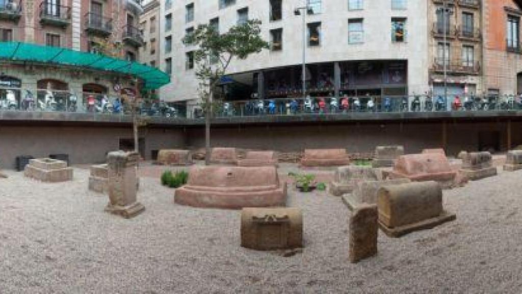 Vía sepulcral romana del MUHBA