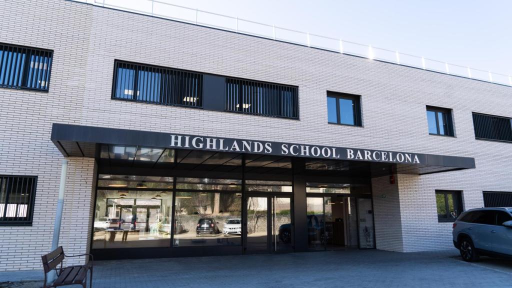 Entrada de Highlands School