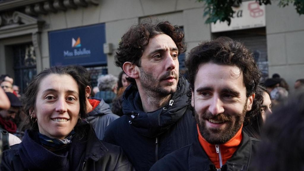 El actor de 'Casa en Flames', Enric Auquer, en la concentración de Casa Orsola