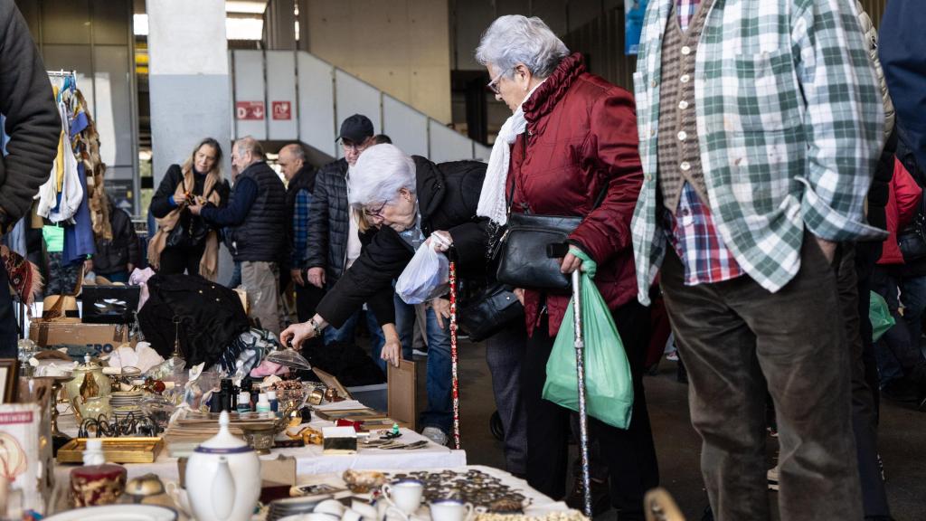 Venda d’antiguitats al Mercat dels Encants