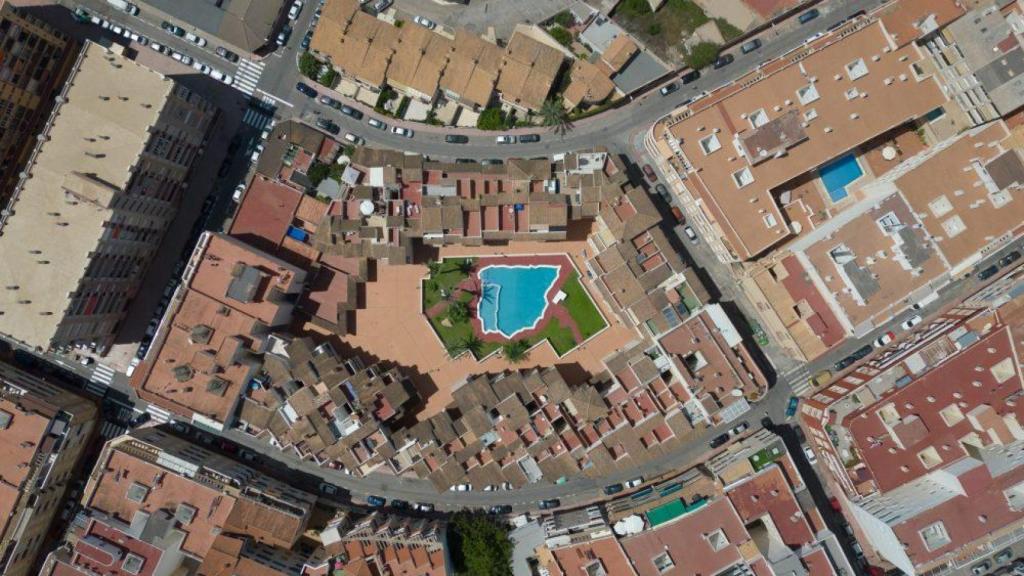 Imagen del proyecto 'Eroding Franco' de Jordi Jon