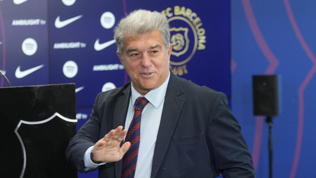 Joan Laporta, presidente del Barça, antes de una rueda de prensa en la Ciutat Esportiva