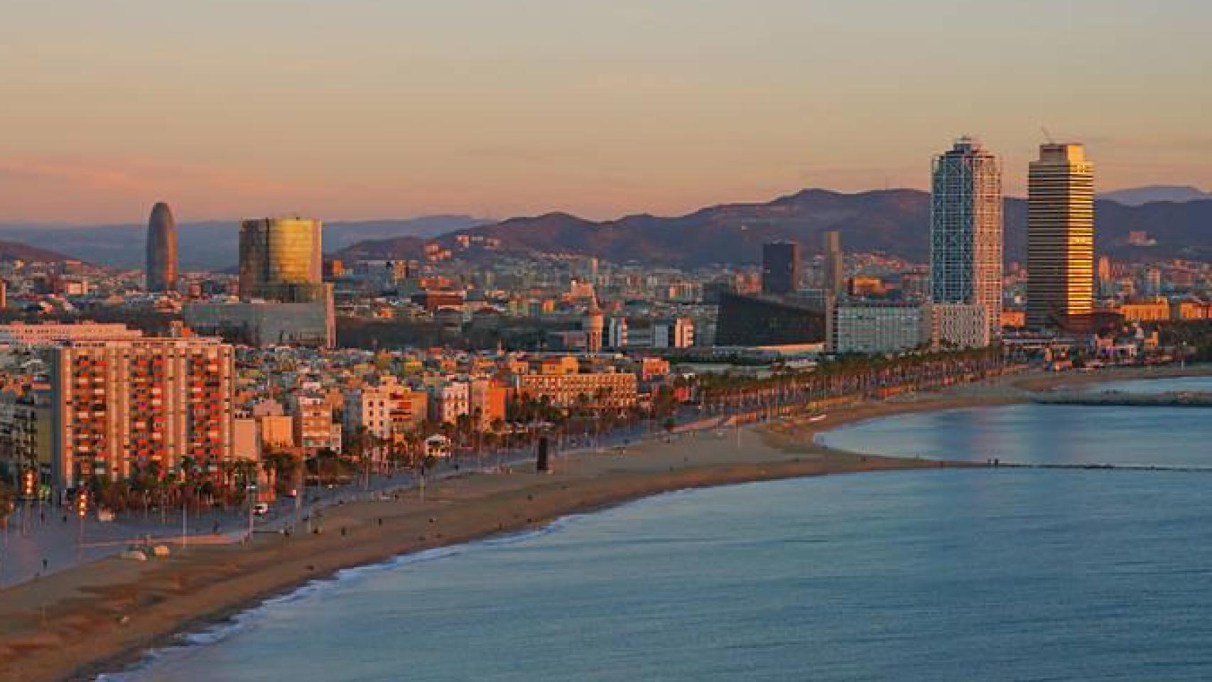 Panorámica de la costa de Barcelona