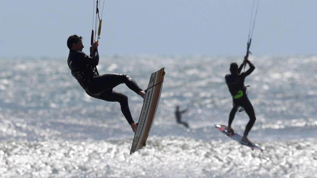 Práctica del kitesurf