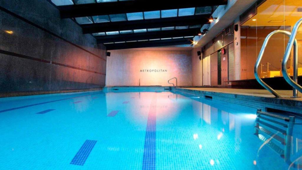 Piscina climatizada del Metropolitan Iradier