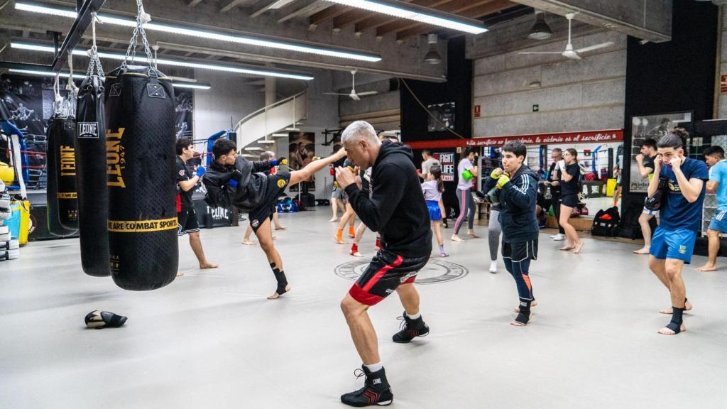 El boxeador César Córdoba durante su entrevista con Metrópoli
