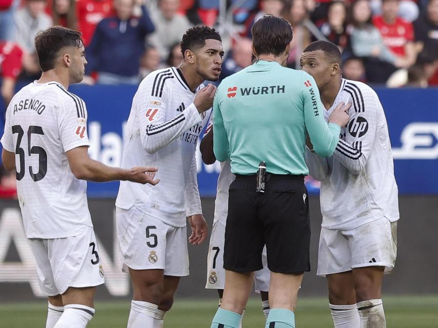 Munuera Montero expulsa a Bellingham