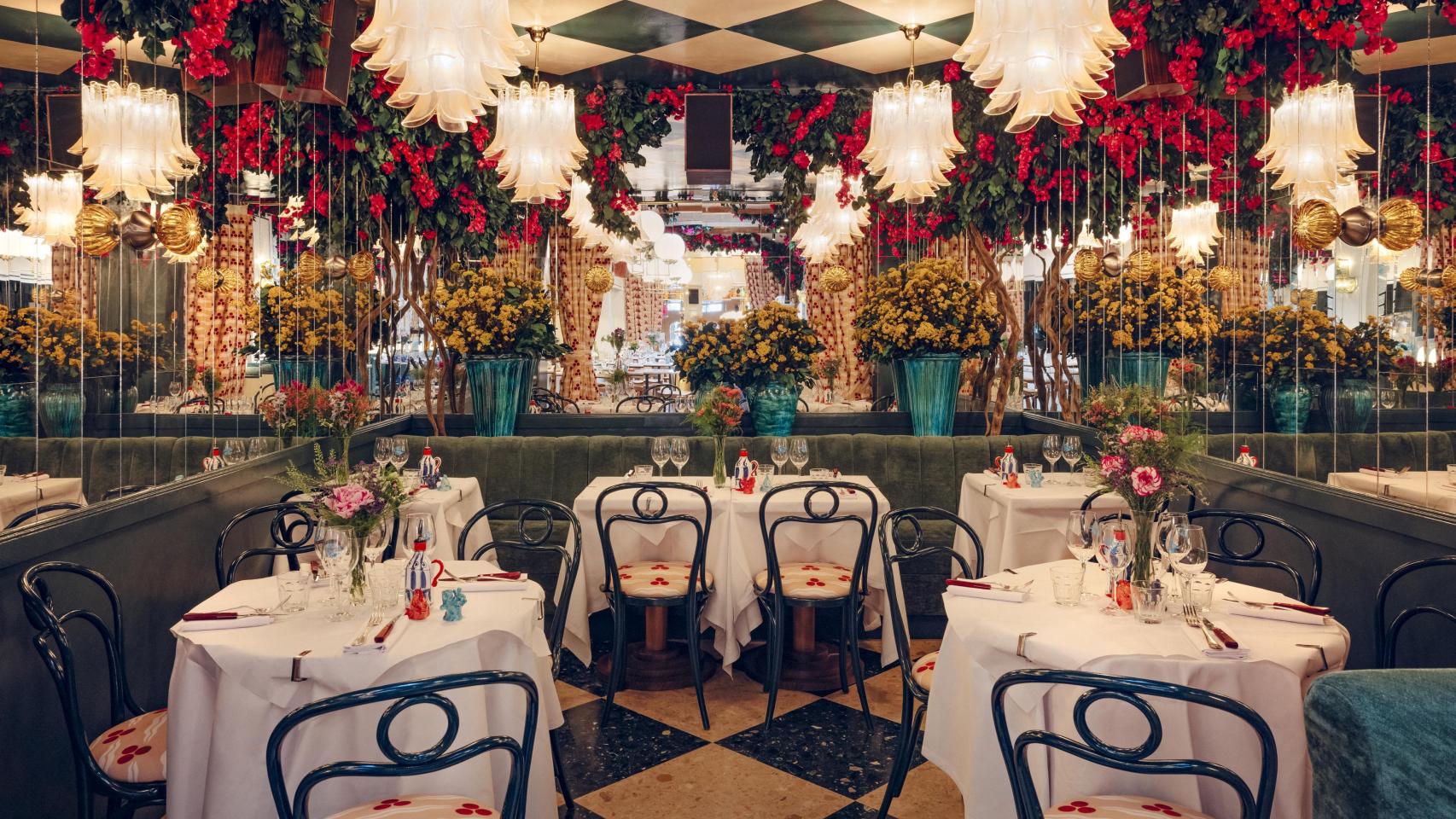 Interior del restaurante Villa Capri del grupo Big Mamma en Madrid