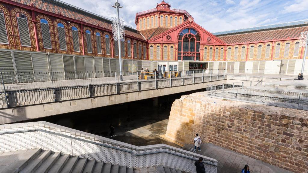 El mercado de Sant Antoni que esconde una fortificación del S.XVII