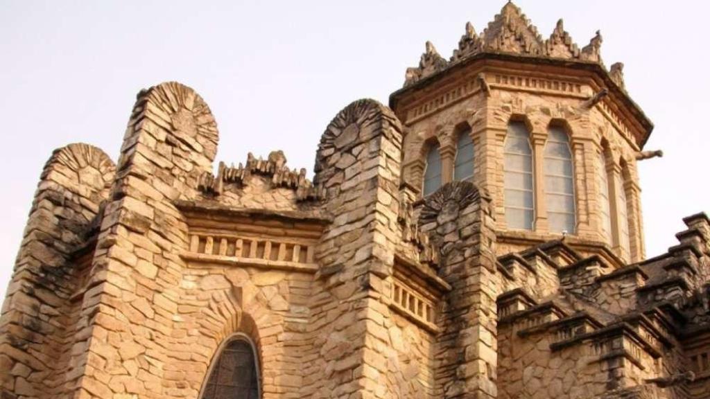 Cúpula del asilo del Sant Crist de Igualada