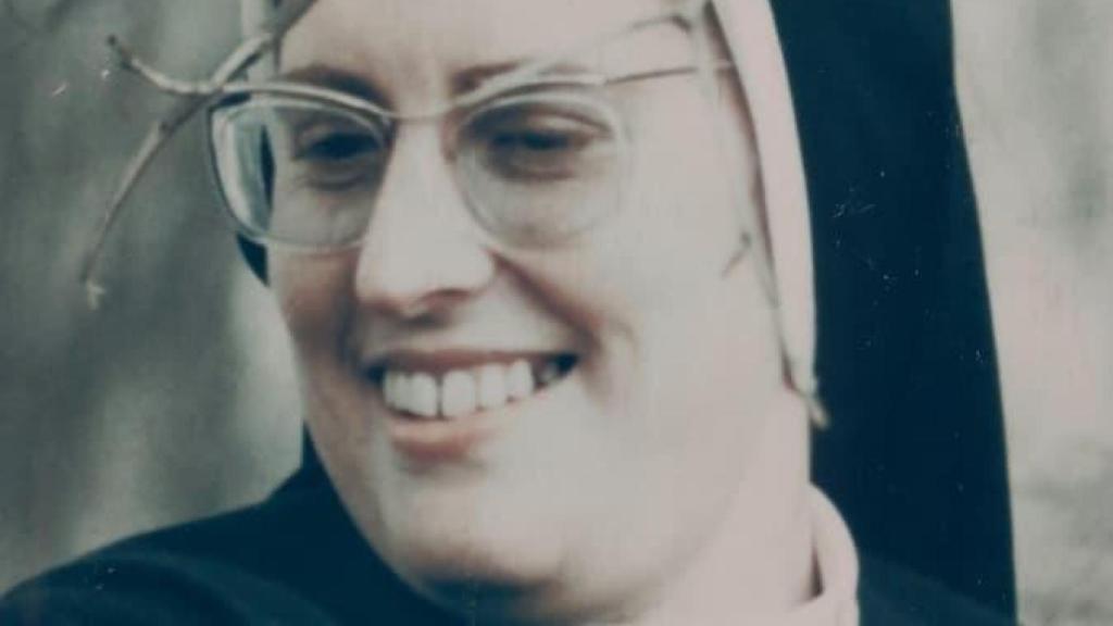 Despedida multitudinaria en Barcelona a la monja Viqui Molins