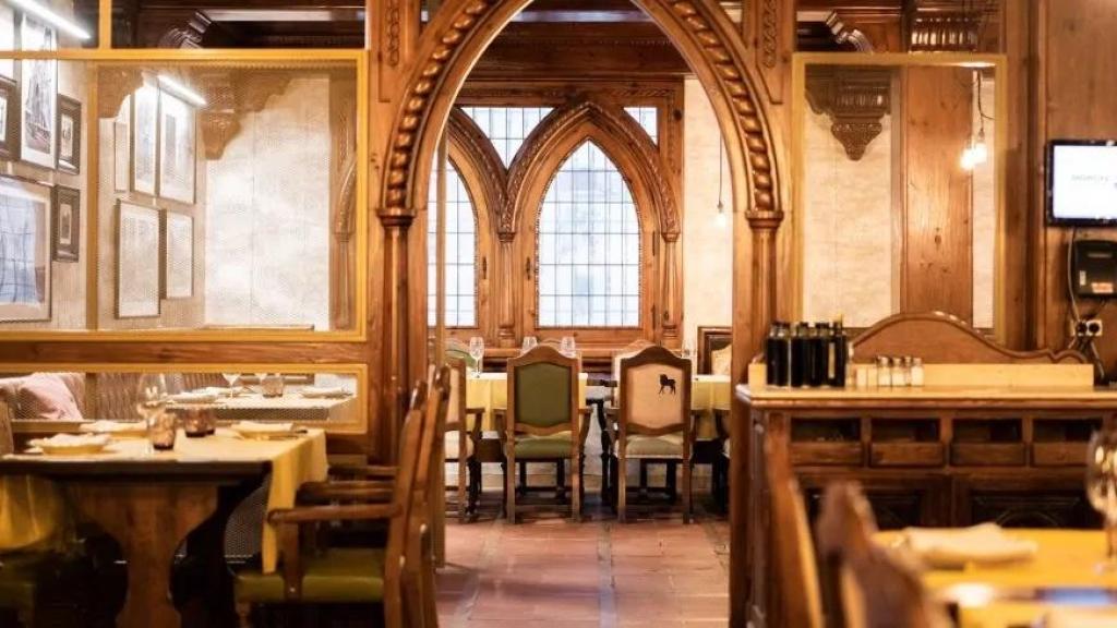 Interior del Asador de Aranda