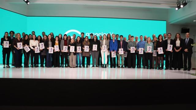 Entrega de las ayudas de la AECC 2024 en Barcelona