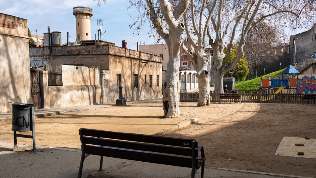 Juegos infantiles en la calle de Lisboa