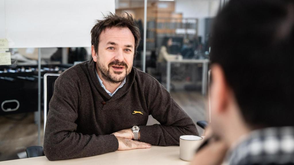 Imagen de la entrevista con Lluc Guarro