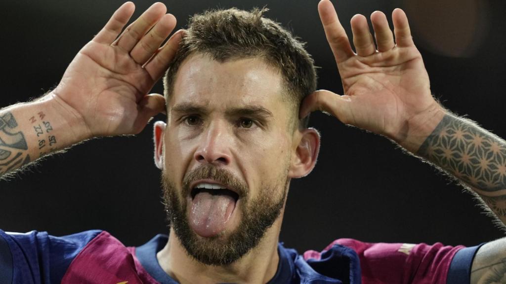 Iñigo Martínez celebra su gol contra el Atlético de Madrid