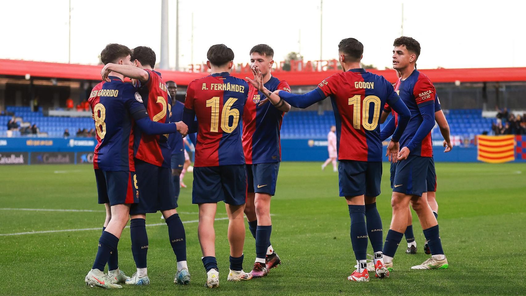Los jugadores del Barça B festejan un gol anotado en el Estadi Johan Cruyff