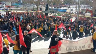 Estadillo sindical contra Correos por su acercamiento al 'modelo Amazon'