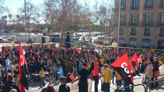 Manifestación de los trabajadores de Correos en Barcelona