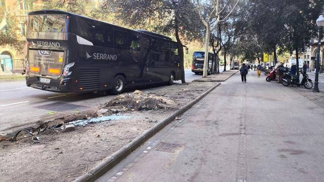 La zona del accidente en la avenida Diagonal de Barcelona, un día después