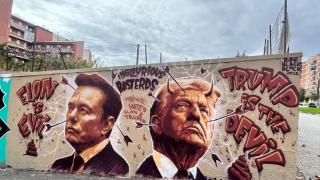 Mural de Trump y Elon Musk en el Clot