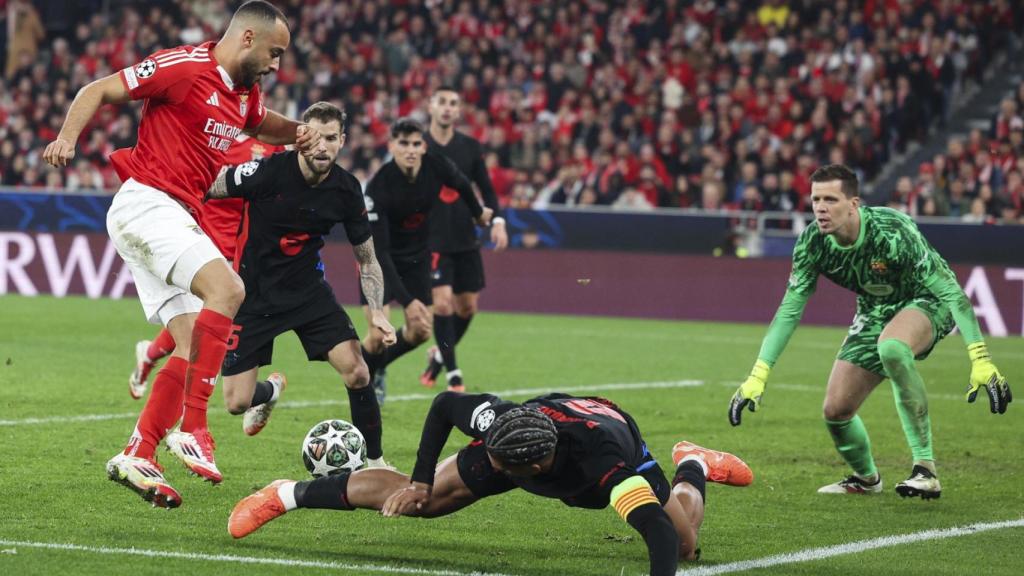 Szczesny, davant el Benfica