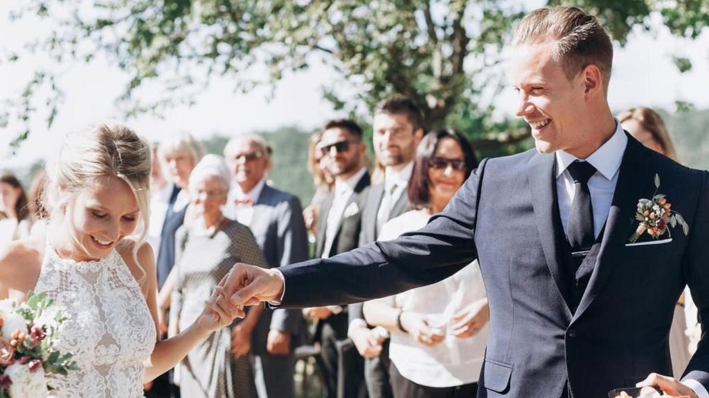 Daniela Jehle y Ter Stegen, felices en el día de su boda