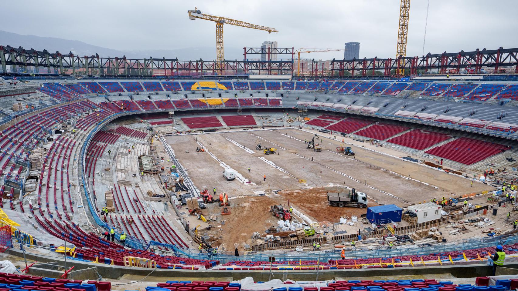 Visión panorámica de las obras del nuevo Camp Nou en marzo de 2025