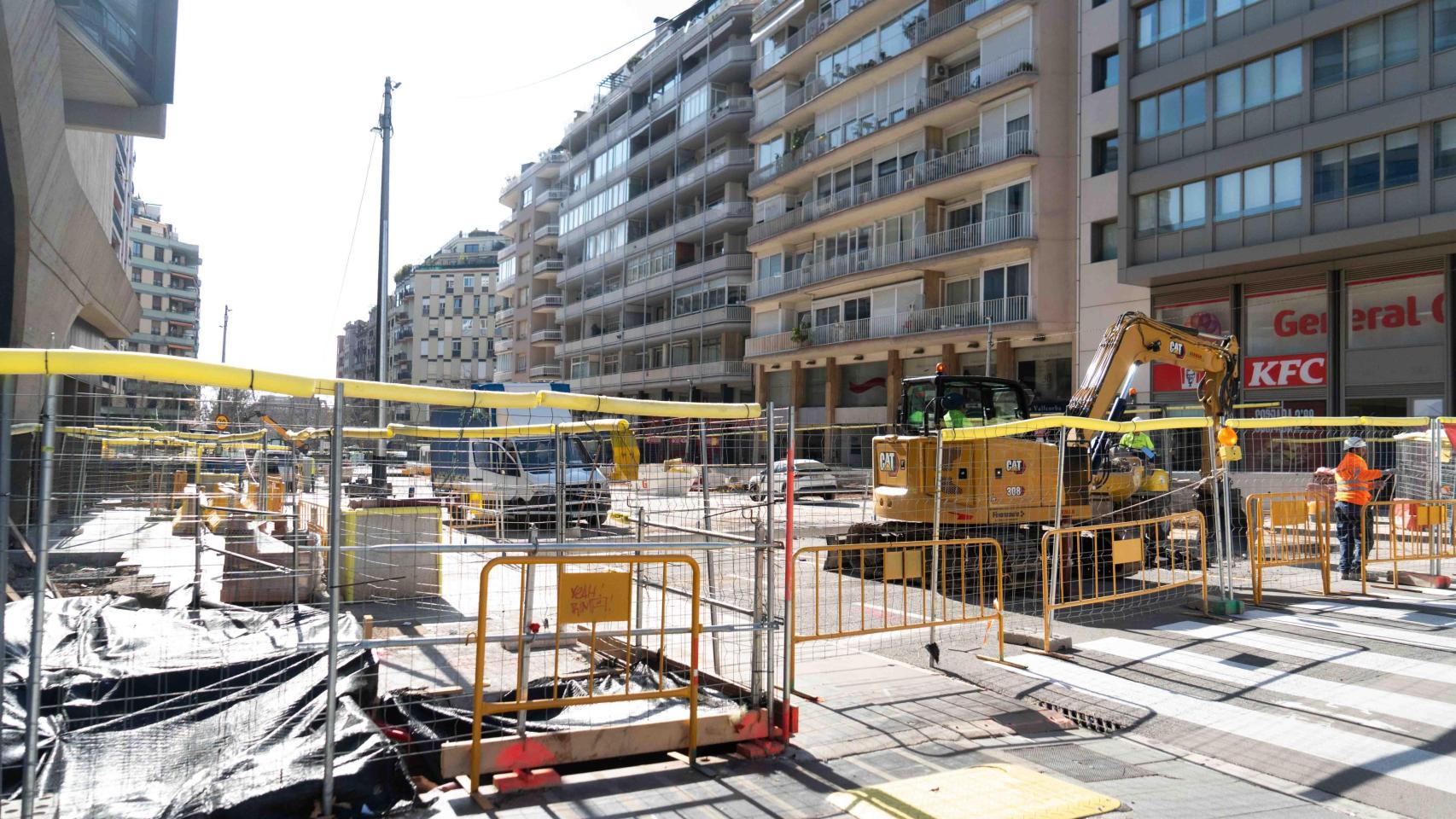 Obras en la calle del Comte d'Urgell