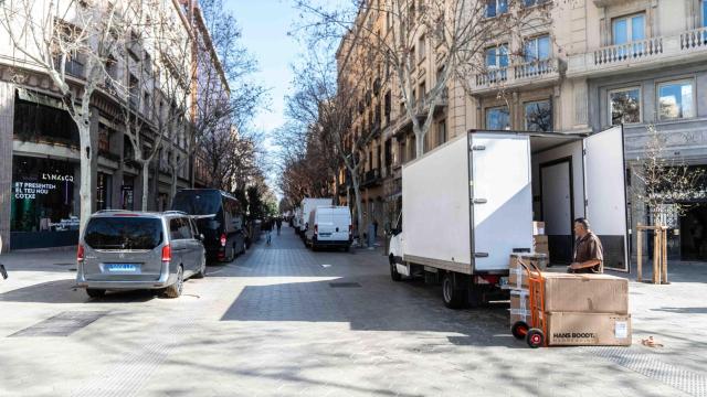 Carga y descarga en Consell de Cent