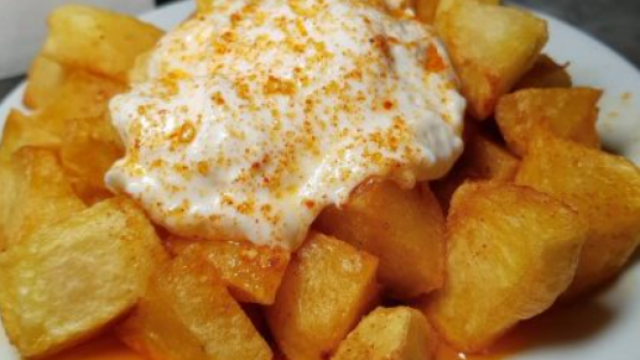 Patas bravas Bar Marcel