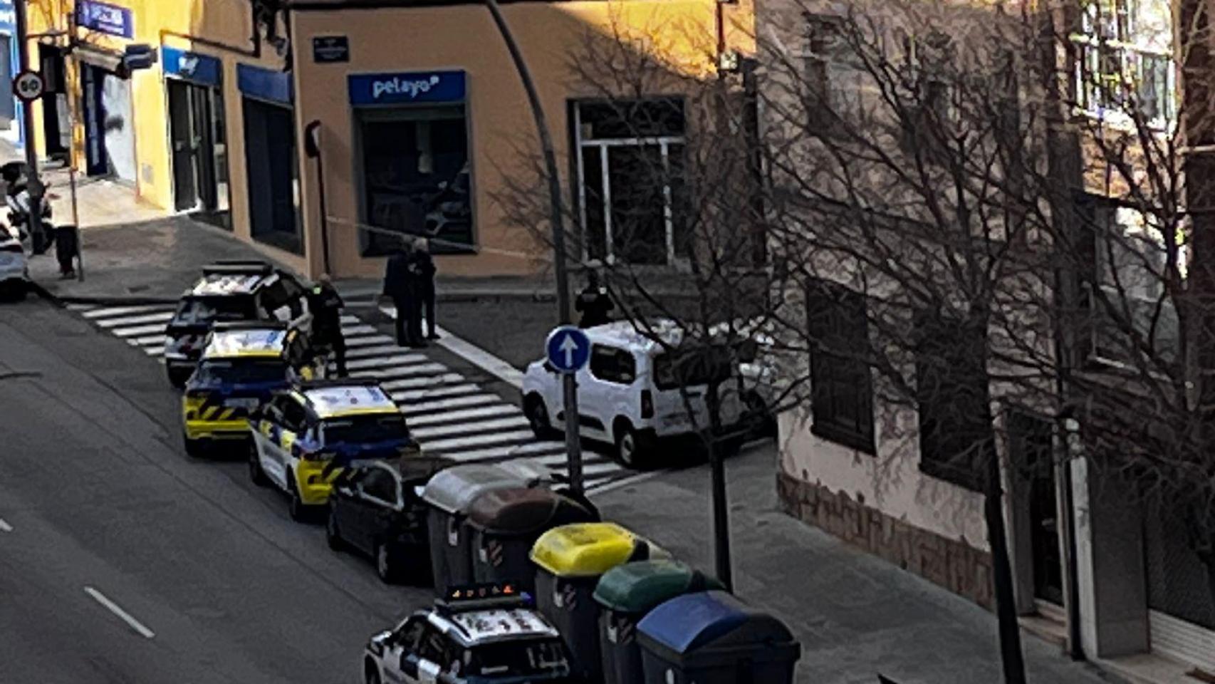 Peluquería de Terrassa donde una persona ha exhibido una arma de fuego