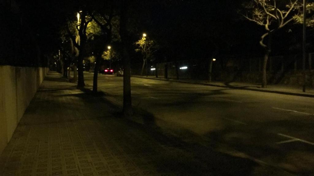Oscuridad en la calle de Sor Eulàlia d'Anzizu
