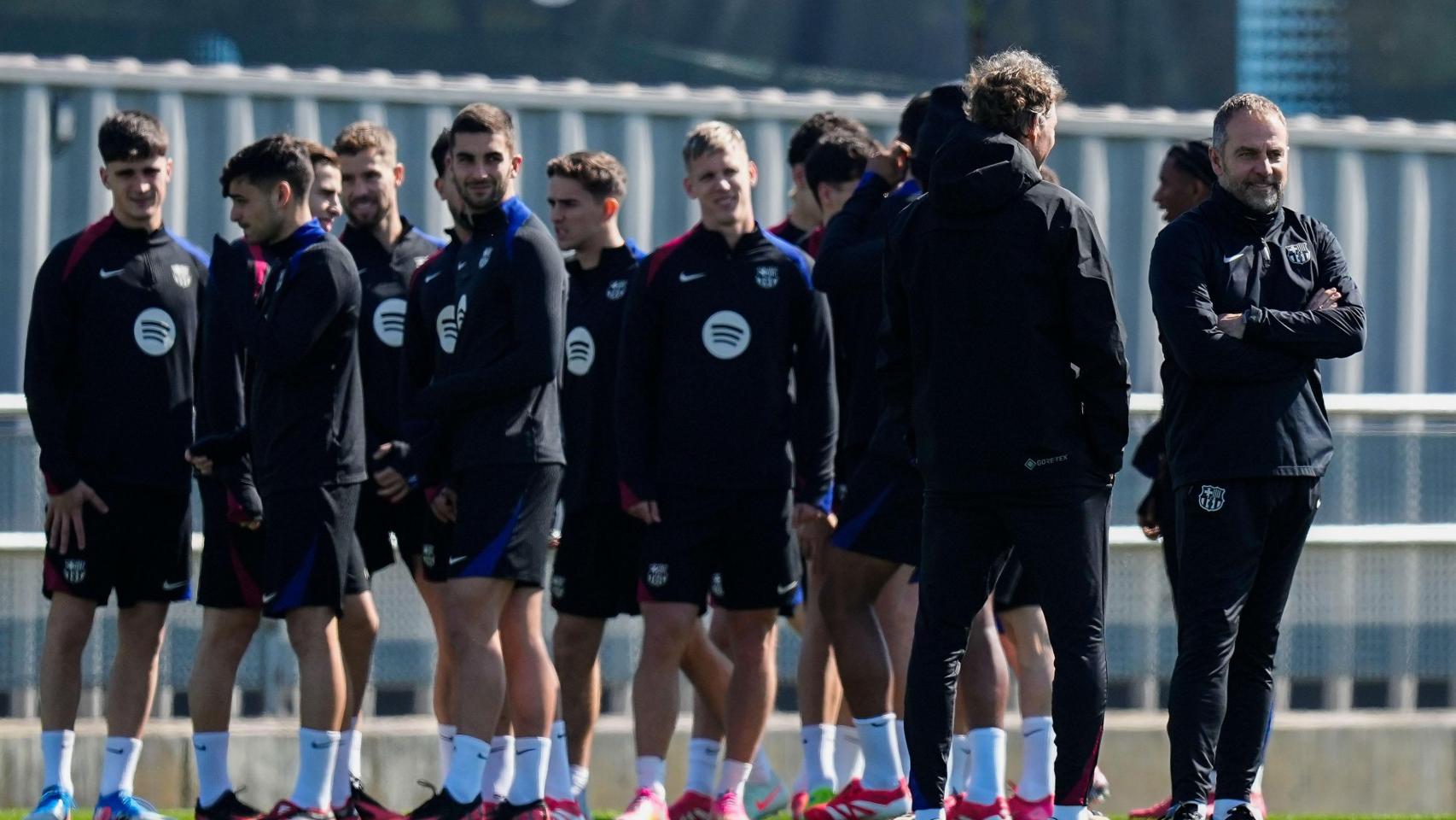 Los jugadores del Barça, en el entrenamiento previo al partido de Liga contra el Atlético de Madrid