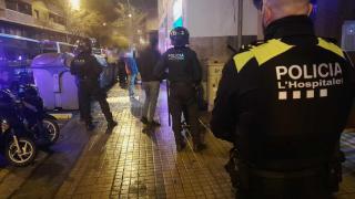 Dispositivo policial en L'Hospitalet de Llobregat