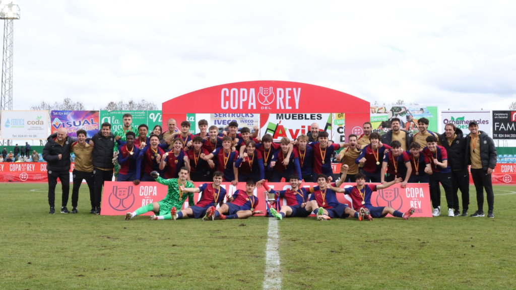 El Juvenil A del Barça celebra el título de Copa del Rey
