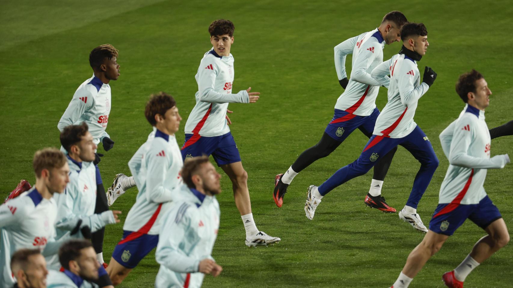 Los jugadores de la selección española se entrenan en Las Rozas para preparar los cuartos de final de la Nations League