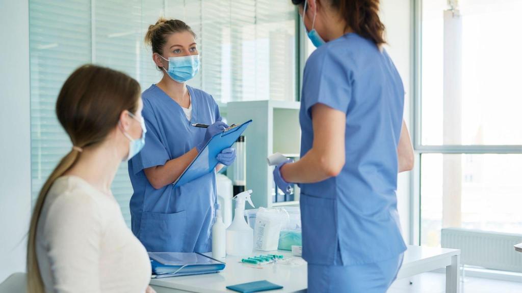 Imatge d'arxiu metges