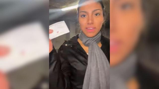 La ‘influencer’ Raquel Bred, sorprendida por la tarifa del parking de La Maquinista