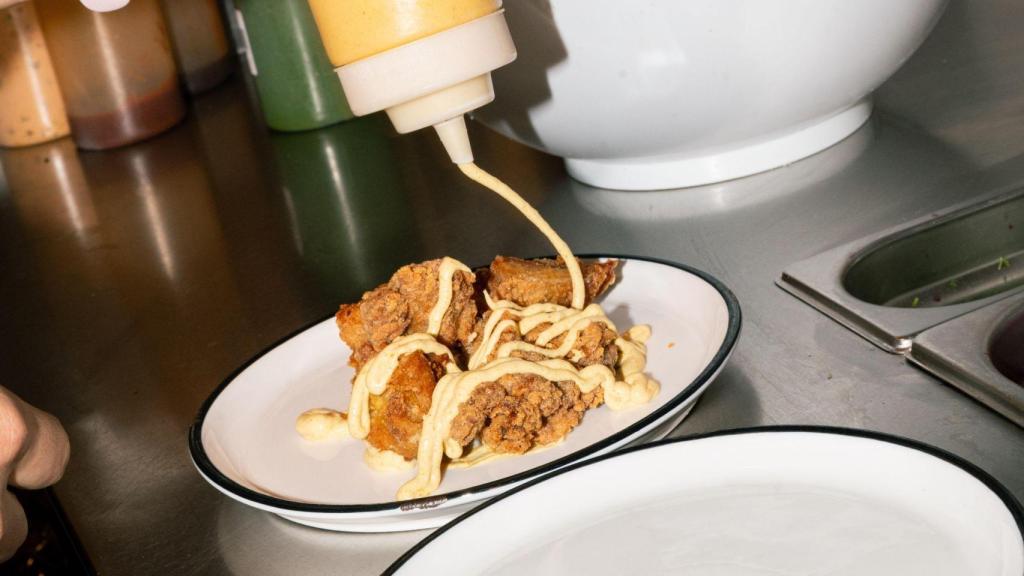 Plato de pollo frito del restaurante Piel de Gallina
