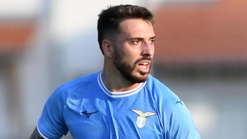 Mario Gila, defensa del Lazio