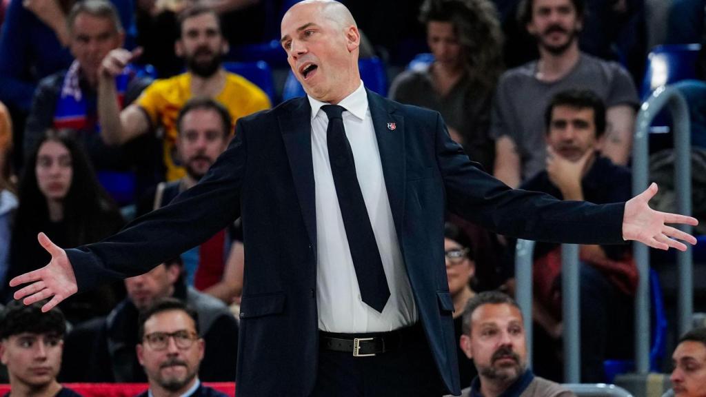 Joan Peñarroya protesta una acción del Barça-Zalgiris de la Euroliga