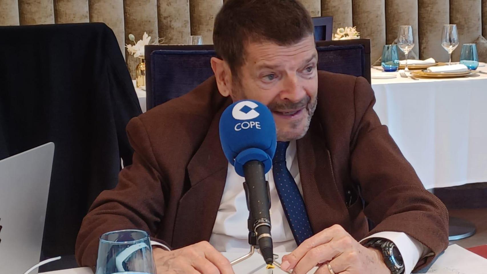 El teniente de alcalde de Seguridad, Albert Batlle, en la entrevista con la Cadena Cope y 'Metrópoli'