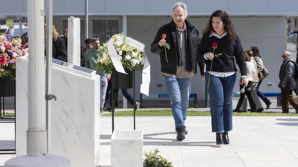 Ofrenda floral por el décimo aniversario del accidente de Germanwings