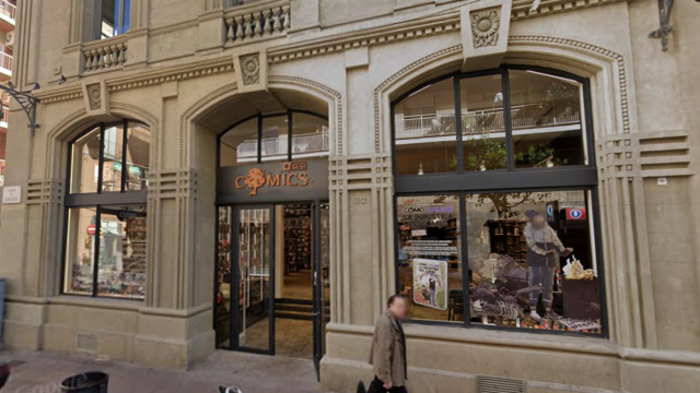 Cierra una emblemática tienda de ECC Ediciones en Gràcia