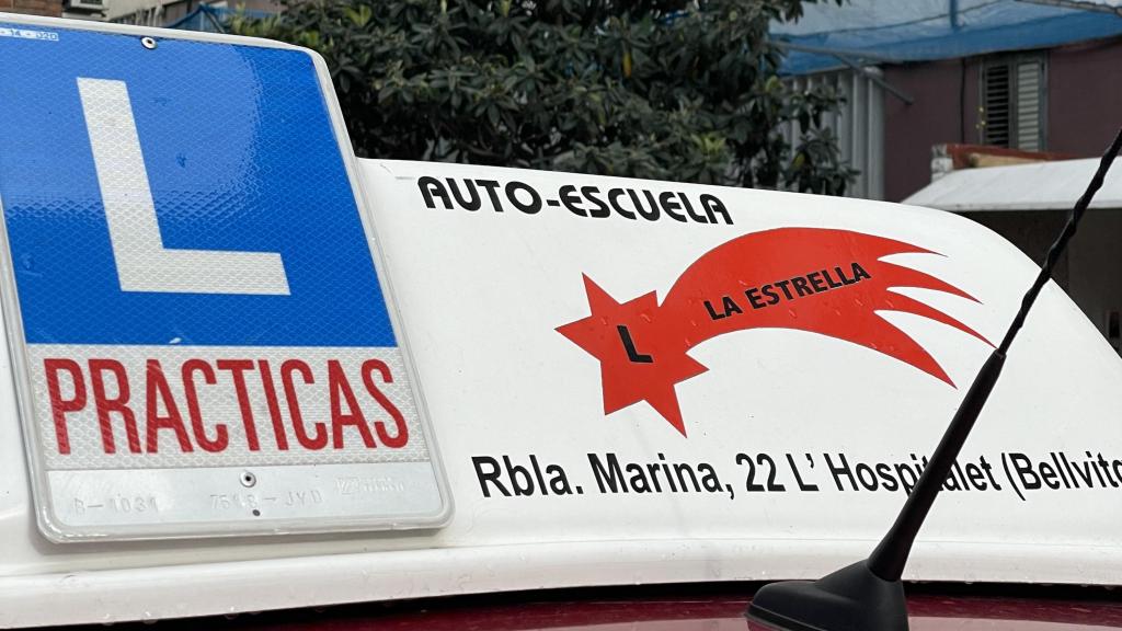 Imatge d'arxiu d'una autoescola de L'Hospitalet