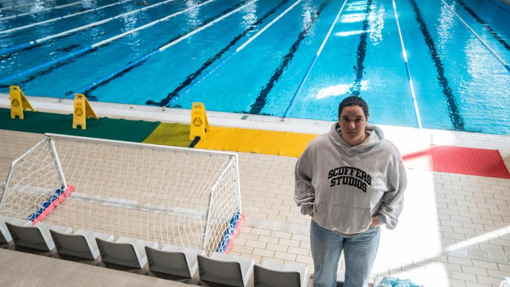 Paula Leitón al poliesportiu on entrena