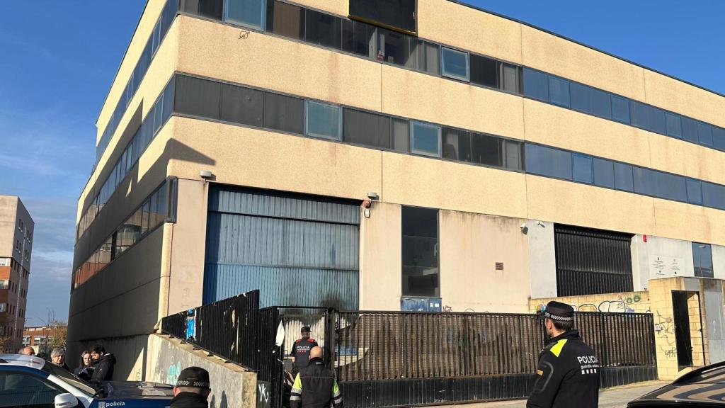 La nave desocupada en Badalona